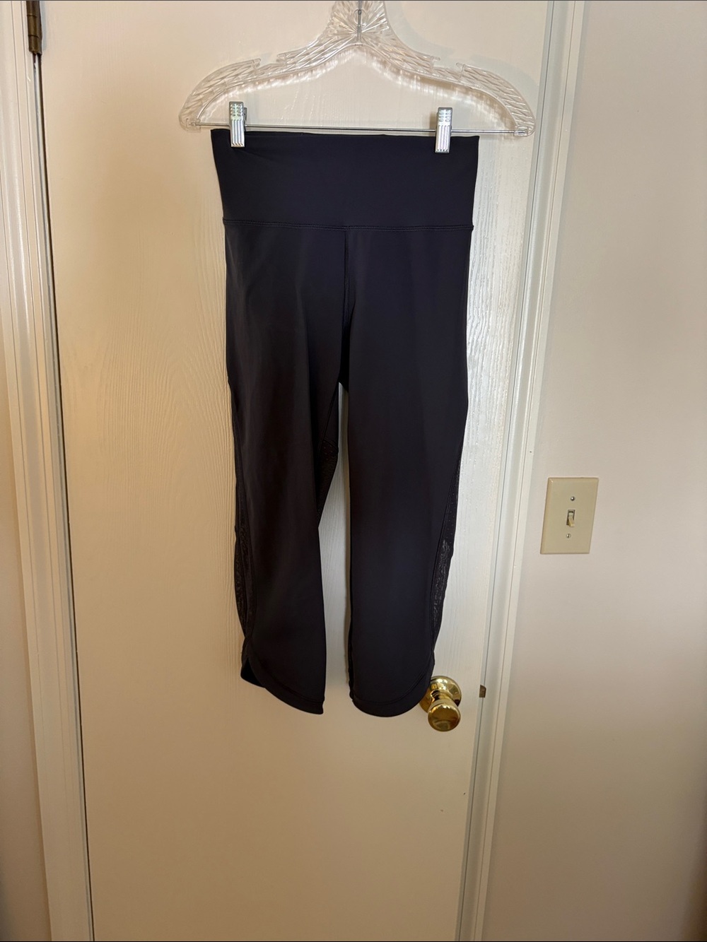 lululemon athletica Black High-Rise Capri Leggings